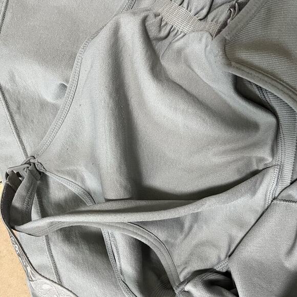 Kindred Bravely Maternity & Nursing Tank Top Size XXL Grey Built in Bra Comfy - Picture 6 of 7